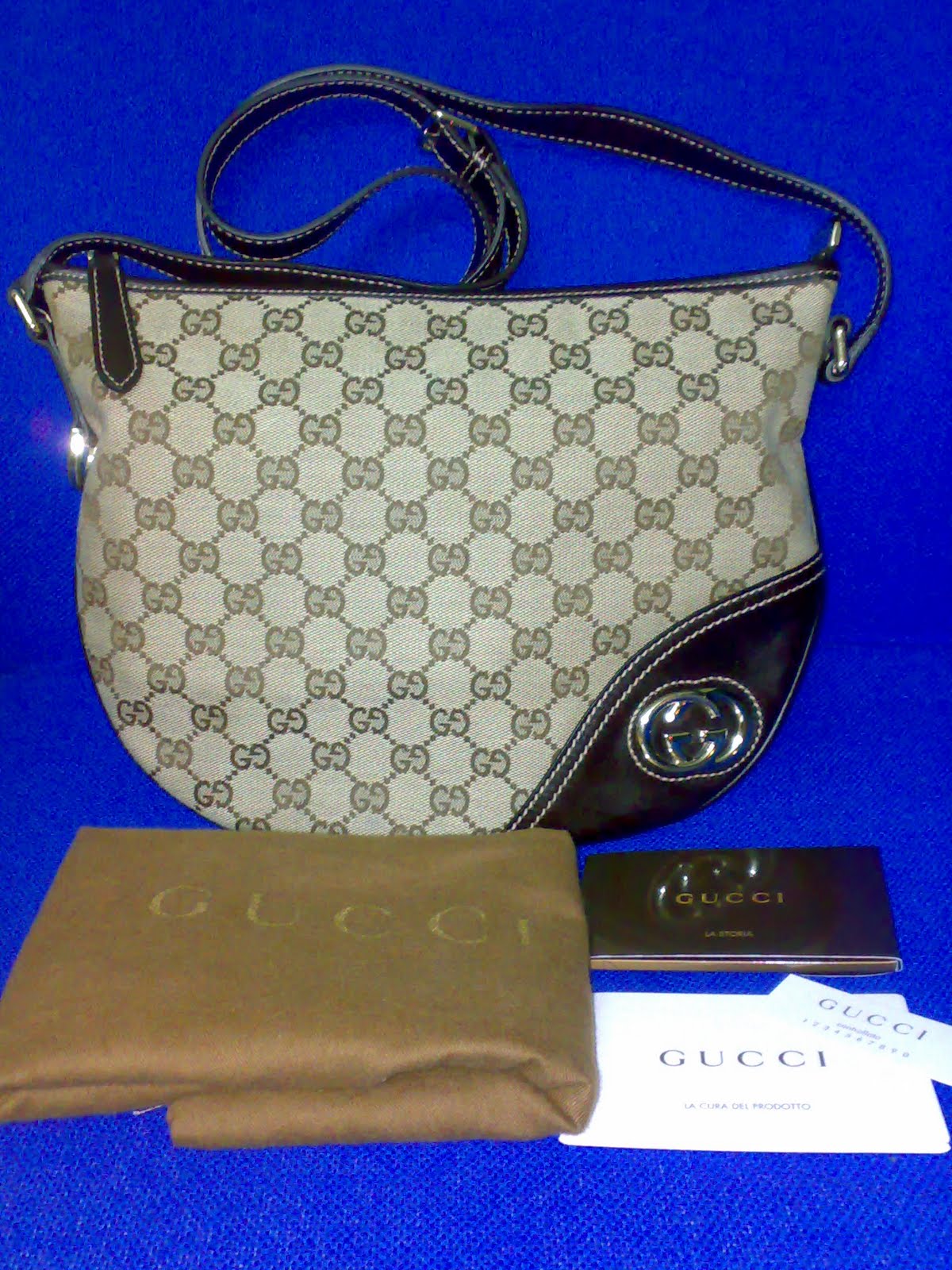 Your.BrandOutletStore: Pre-Loved Gucci Britt Messenger Bag