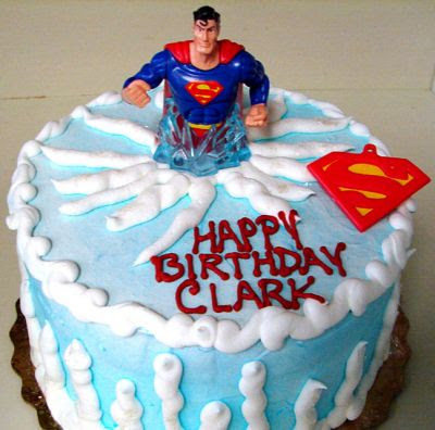 normal_superman_cake+by+newsarama.com