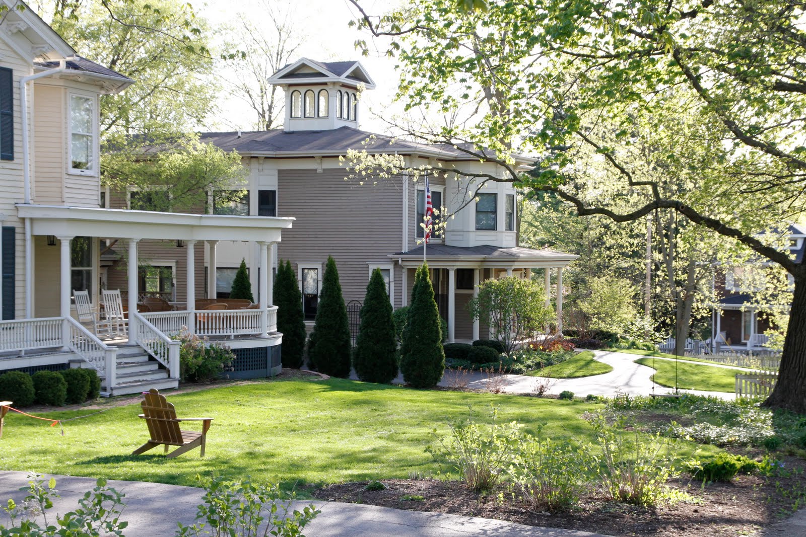 COOLKAYAKER1 The Homes of Geneva