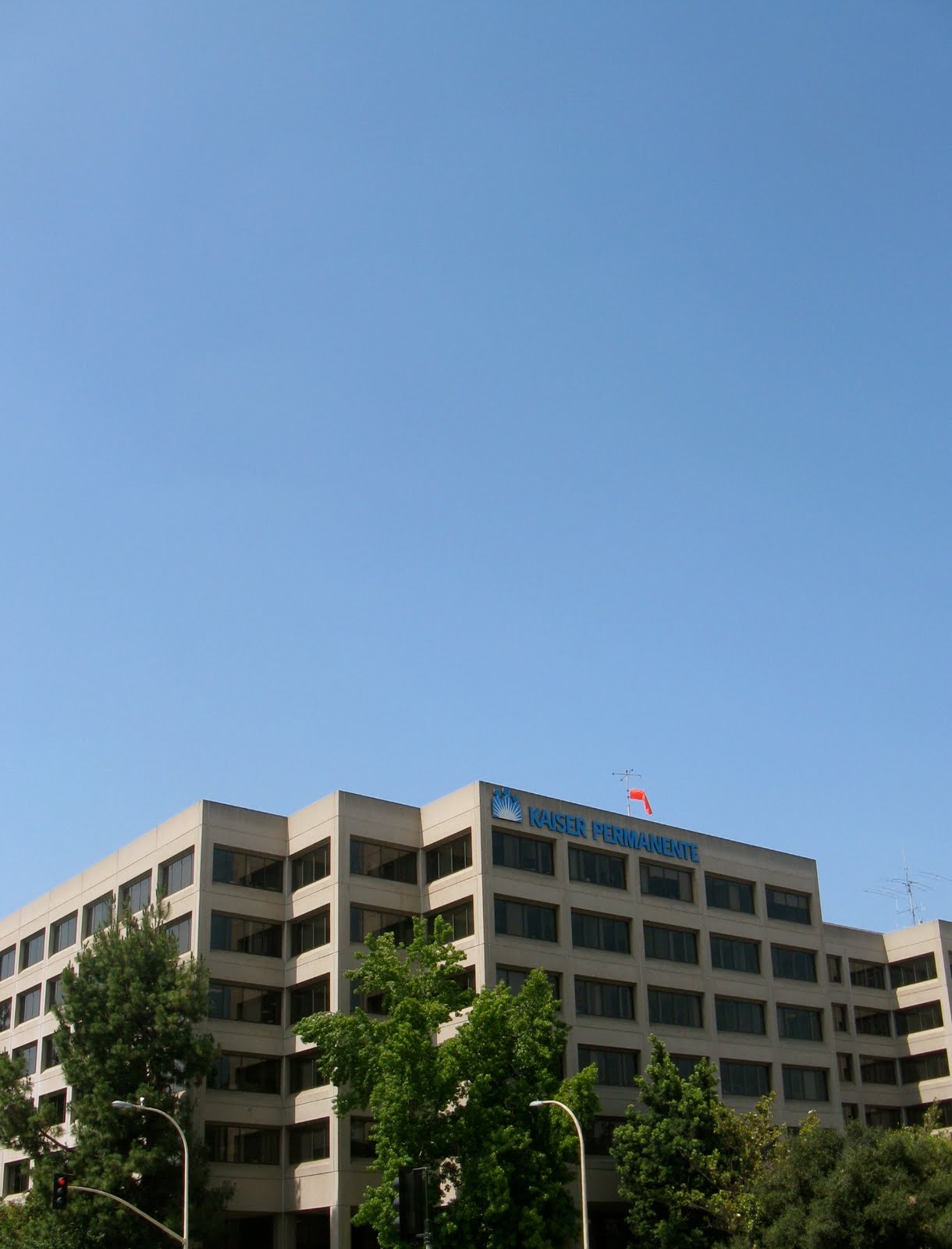 the sky is big in pasadena kaiser permanente building
