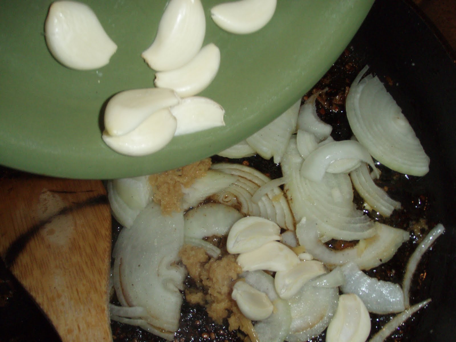 What's Cookin'? Braised Chicken Thighs With Tomato and Indian Spices (Alexandra Guarnaschelli