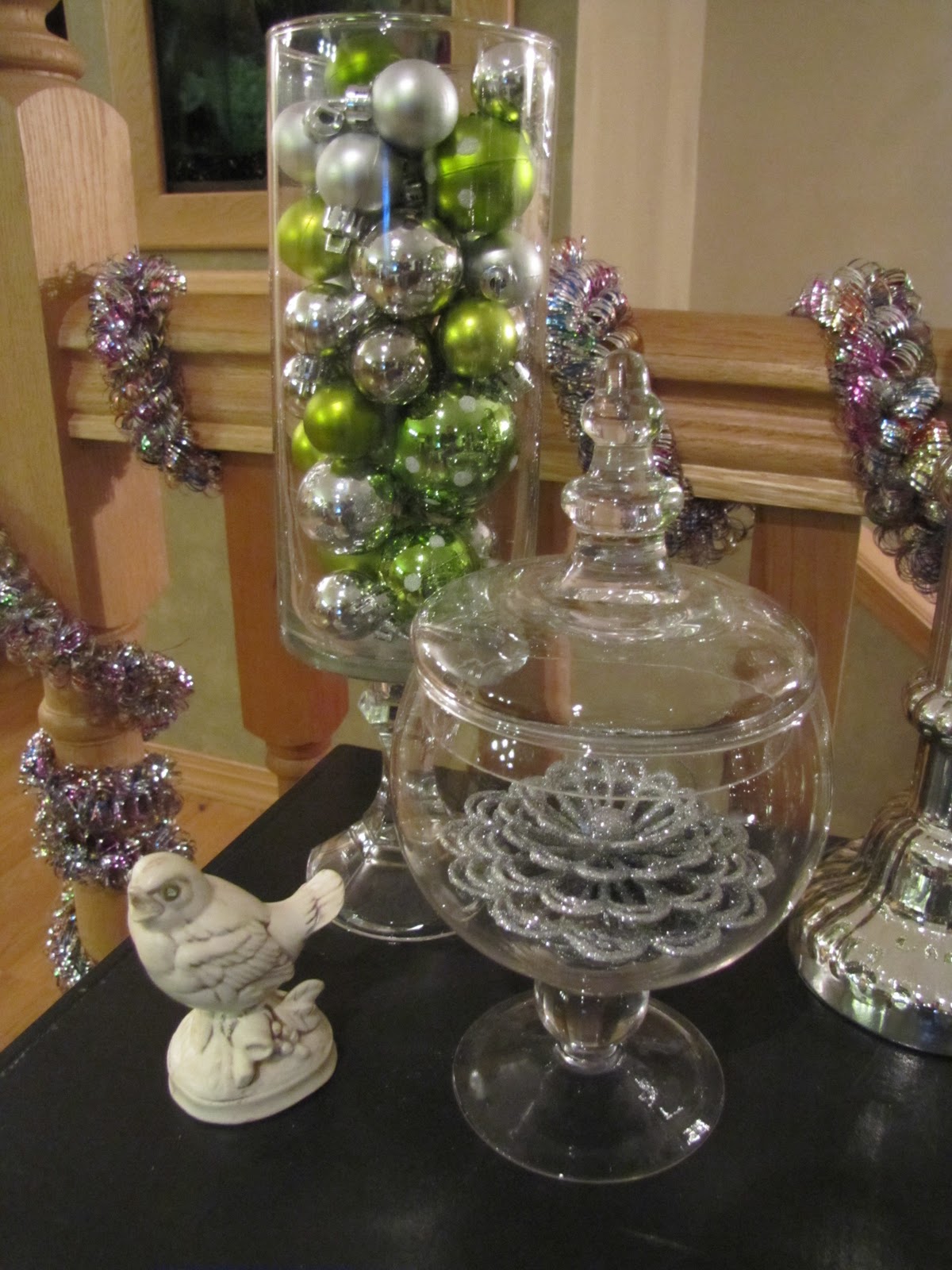 Sustainably Chic Designs Christmas Decorating