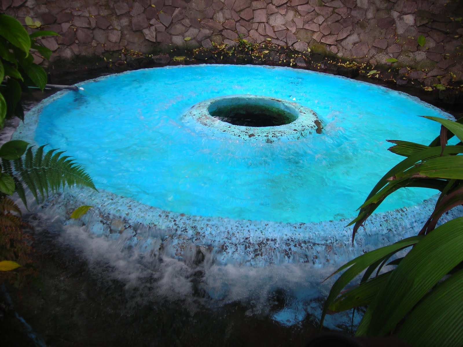 Costa Rica! Ojo de Agua y Santa Ana