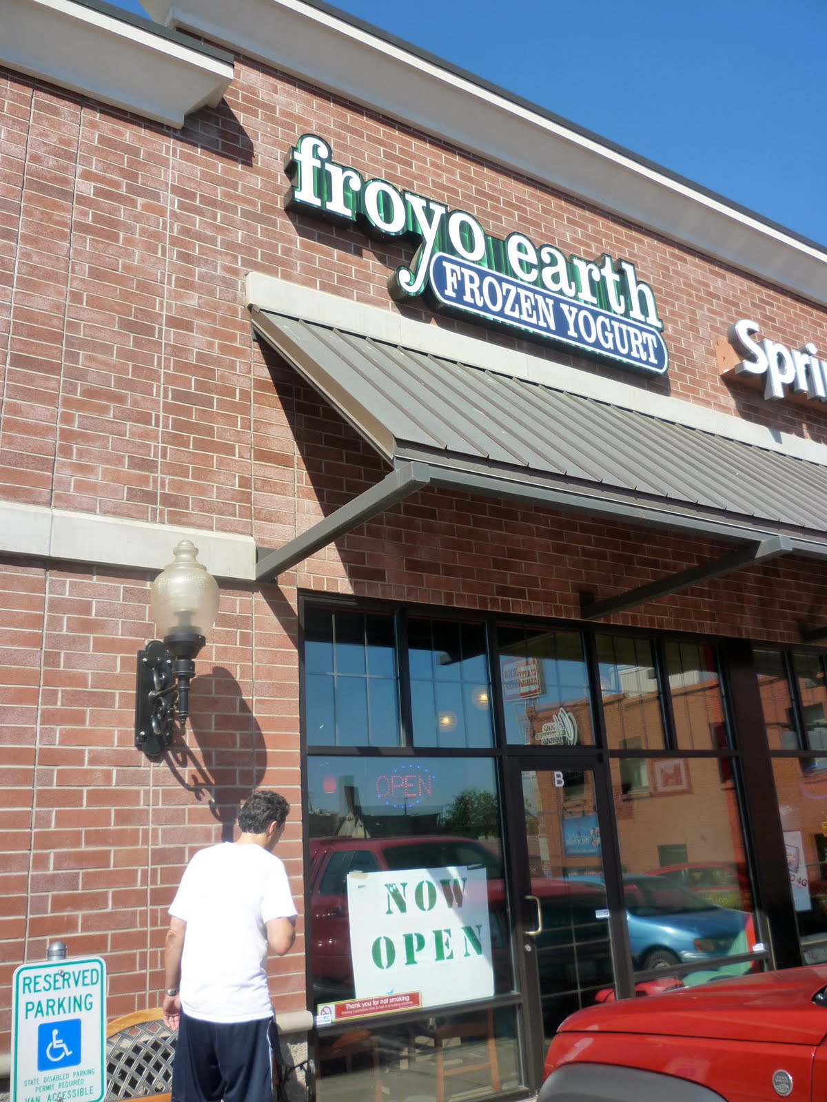 Classy Eats FroYo Earth, Downtown, Spokane, WA.