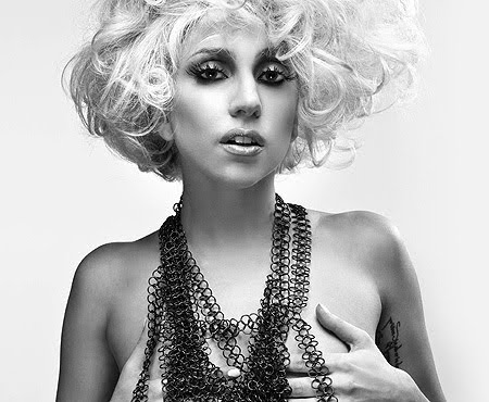[Q+Magazine+March+2010+-+Lady+Gaga+07.jpg]