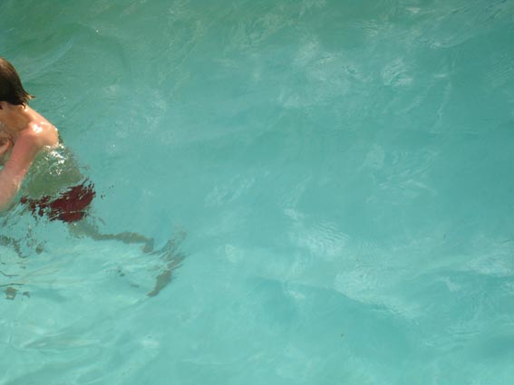 [pool02.jpg]