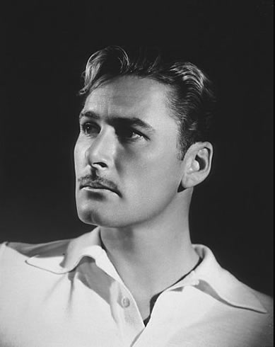 errol-flynn-1937.jpg