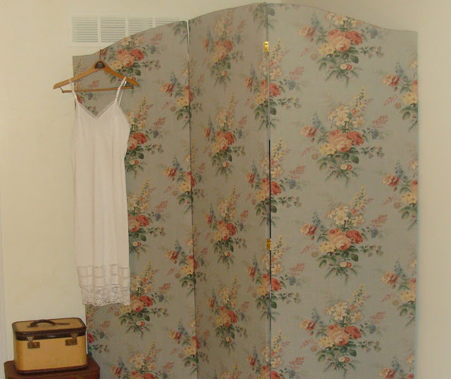The Decorating Diaries Fabric Folding Screen