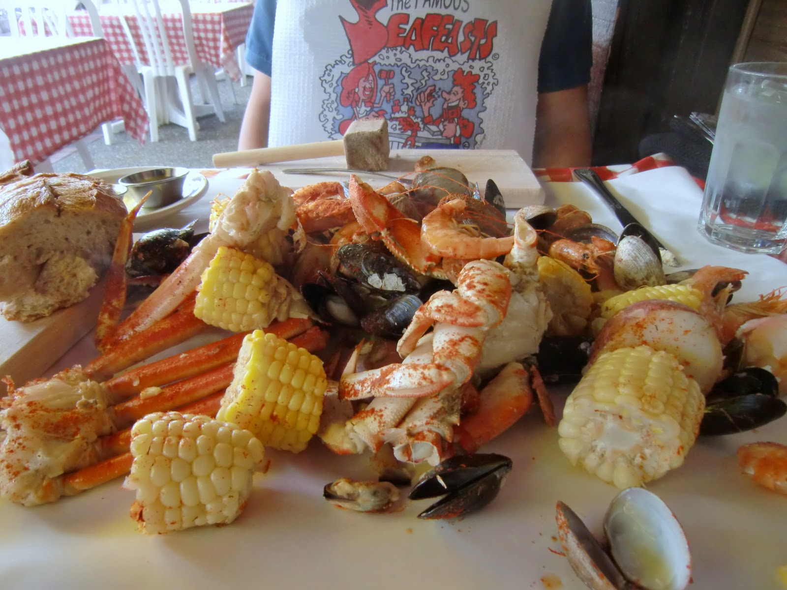 Pigging Out in NYC A Seafood Feast The Crab Pot, Seattle