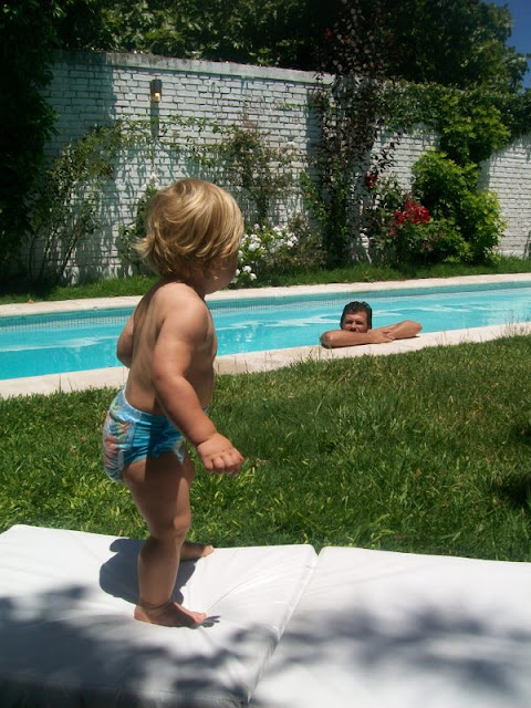 Mi bebé le tiene miedo a la piscina!