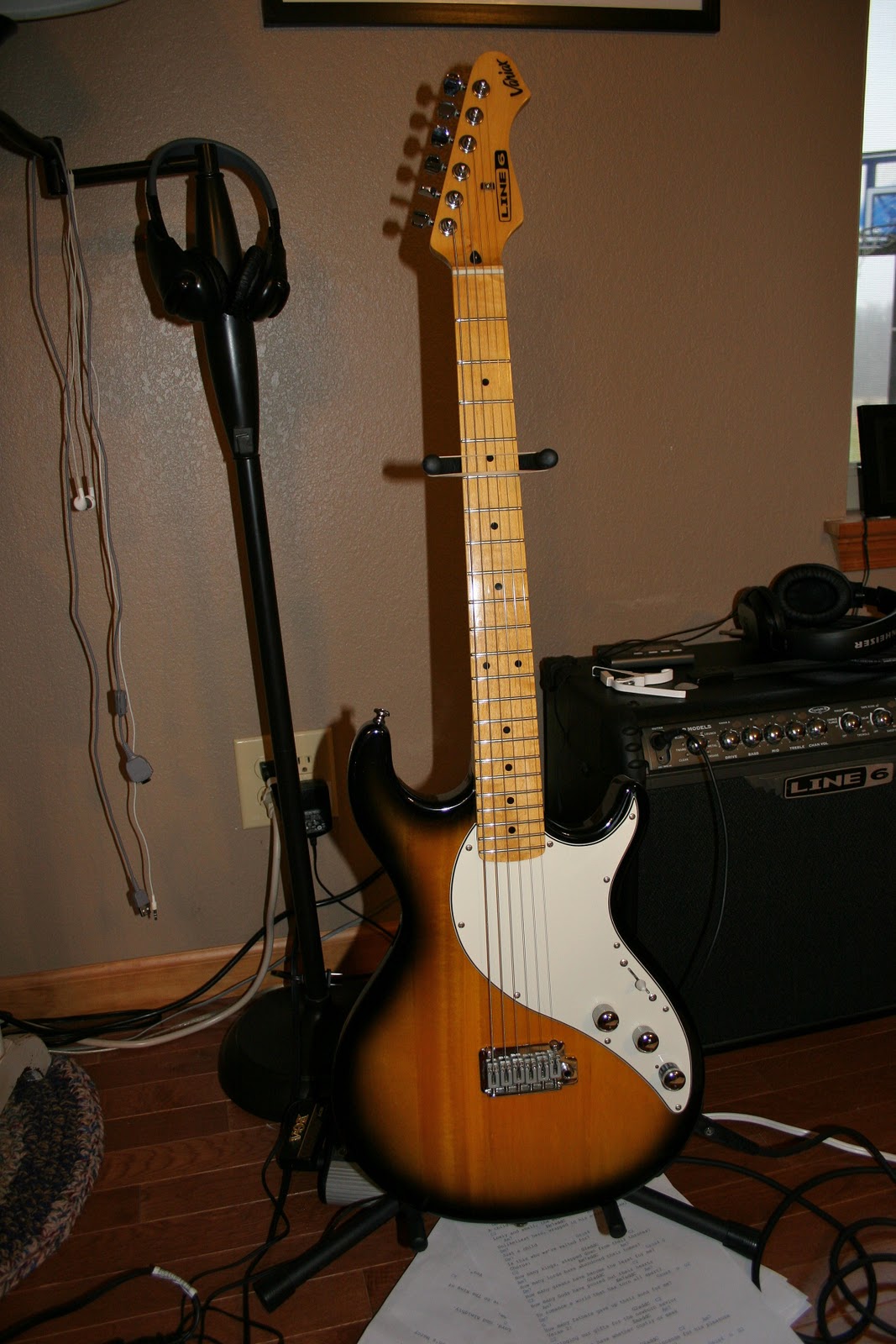 Guitar Jam Guitars ****SOLD****LINE 6 VARIAX 600