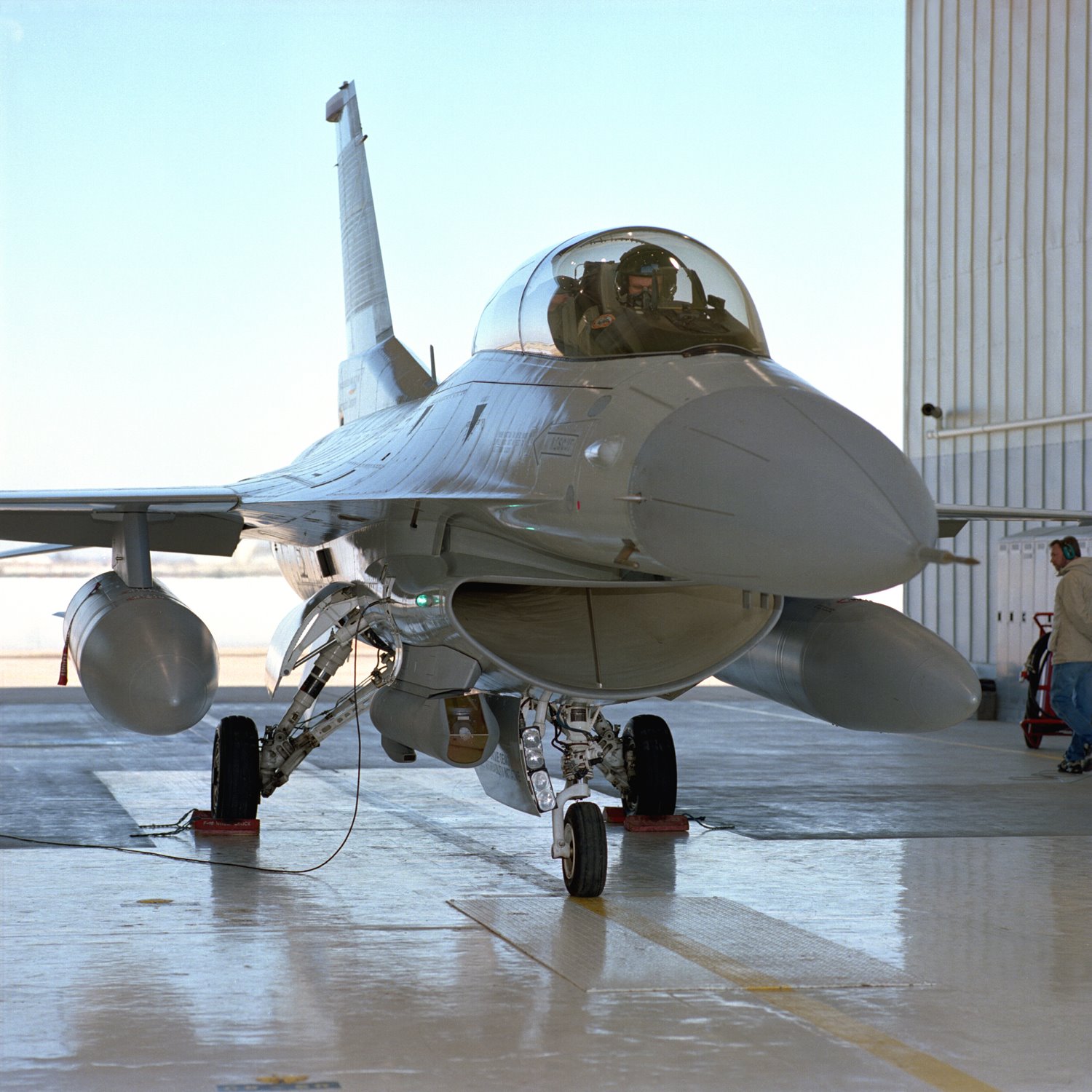 [Sniper+F-16-729277.jpg]