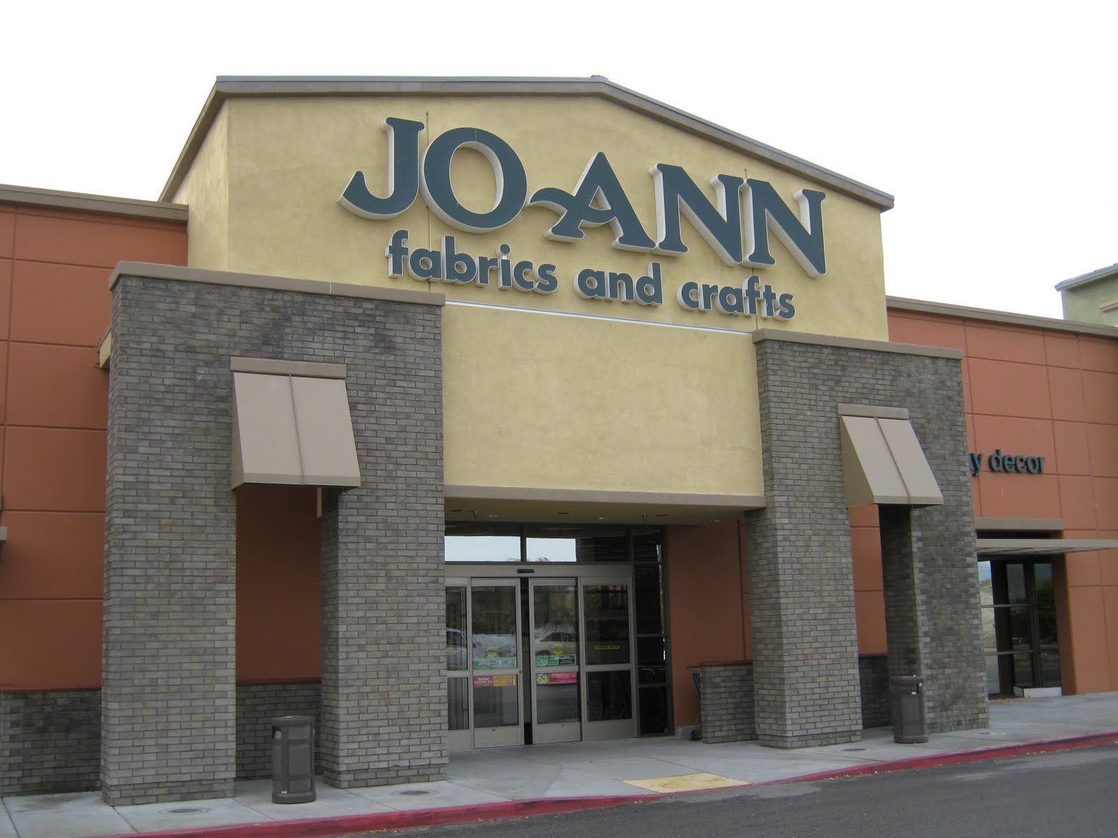 Projects in PG Annual Visit to JoAnn's Fabrics in Palm Springs