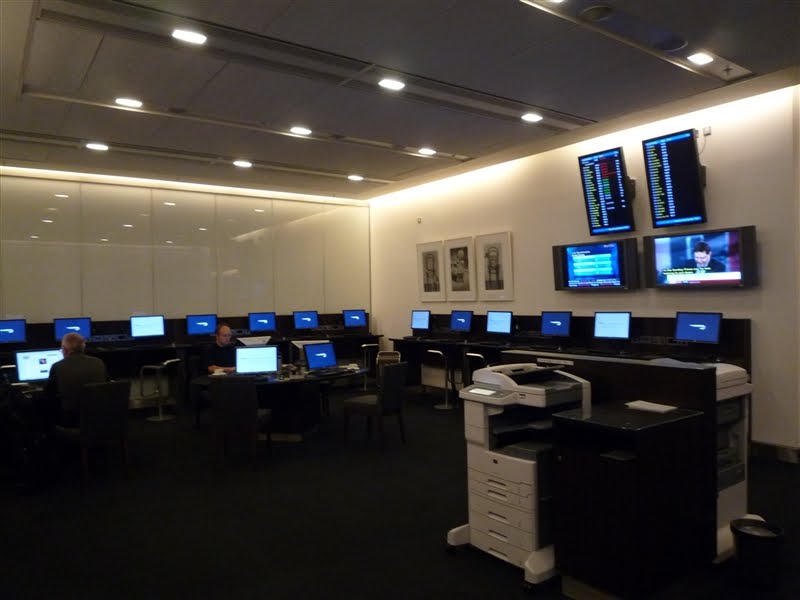 [P1110595_R.jpg]