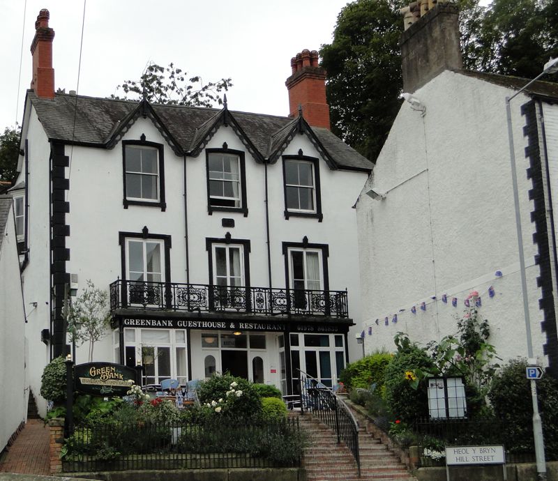 The restaurant where we had an excellent lunch is a converted Victoria