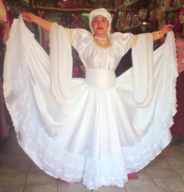 Magia Cigana Um Olhar entre dois Mundos Roupas Ciganas Magia Cigana Um Olhar entre dois Mundos Roupas Ciganas