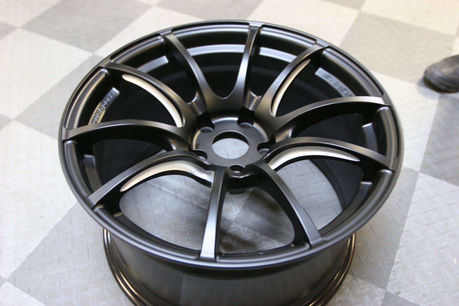 решил заказать ADVAN RACING RS R18 8JJ 5х100 ЕТ45 — Subaru Forester (SG ...