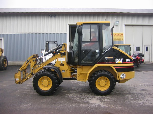 Caterpillar 902