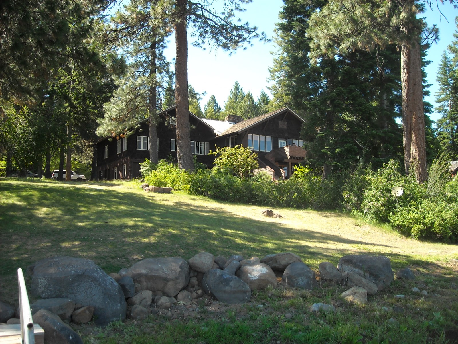 Point Comfort Lodge and Cabins
