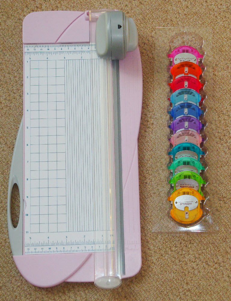 Craft Mad & Loving It! Review of the Woodware Trimmer with Fancy