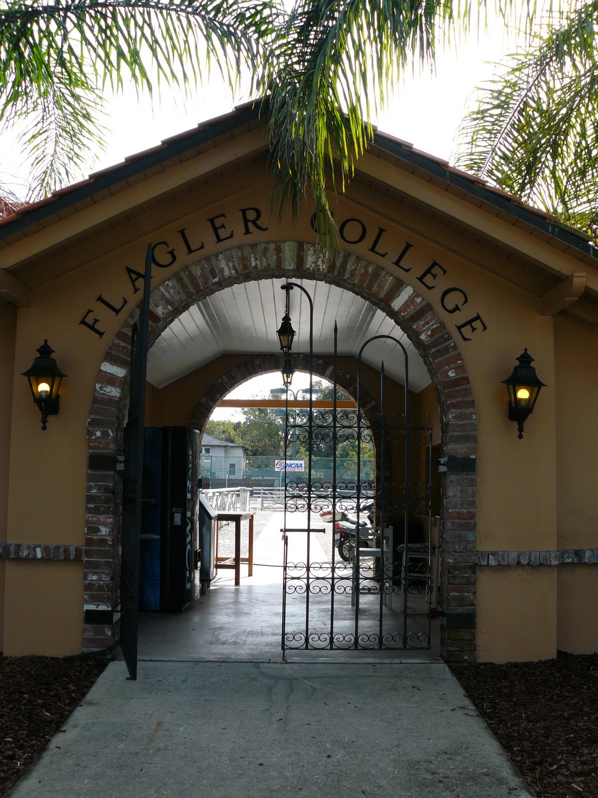 Flagler College: Tennis Center