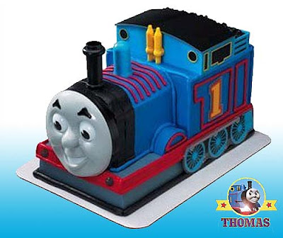 Thomas  Train Birthday Cakes on Cake Kit 3d Thomas The Train Plus Dvd Instructions   Train Thomas