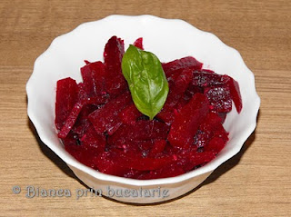 Salata de sfecla rosie