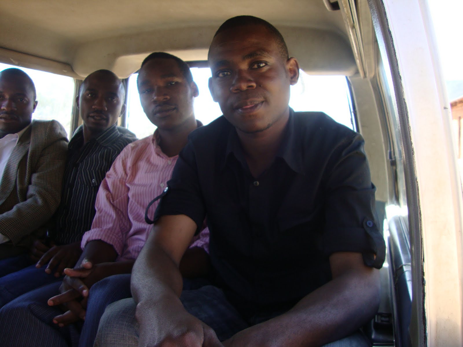 MWAMBA: bado safari