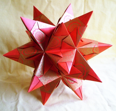 Bascetta stars from musical sheets (recycling)