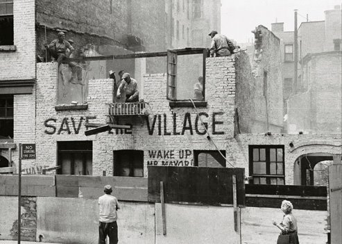 [cuar01_hitchens0807.jpg]