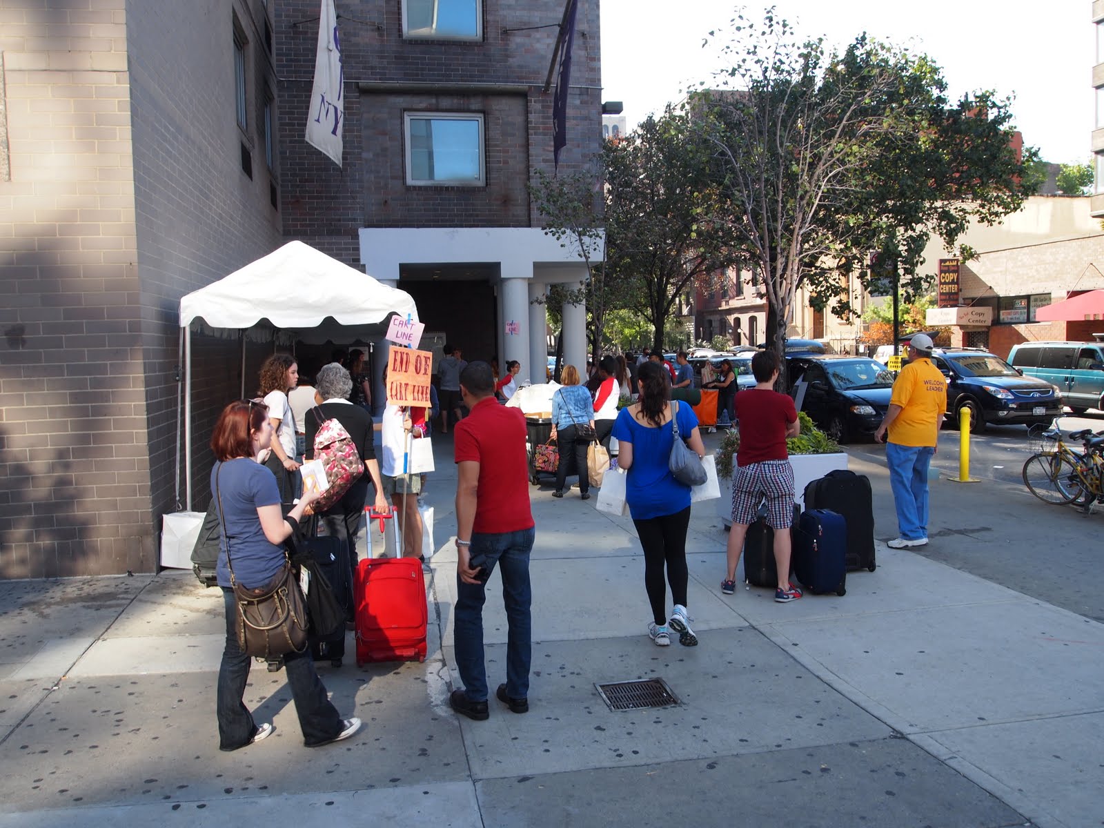 EV Grieve Live team coverage of NYU Movein day starts NOW