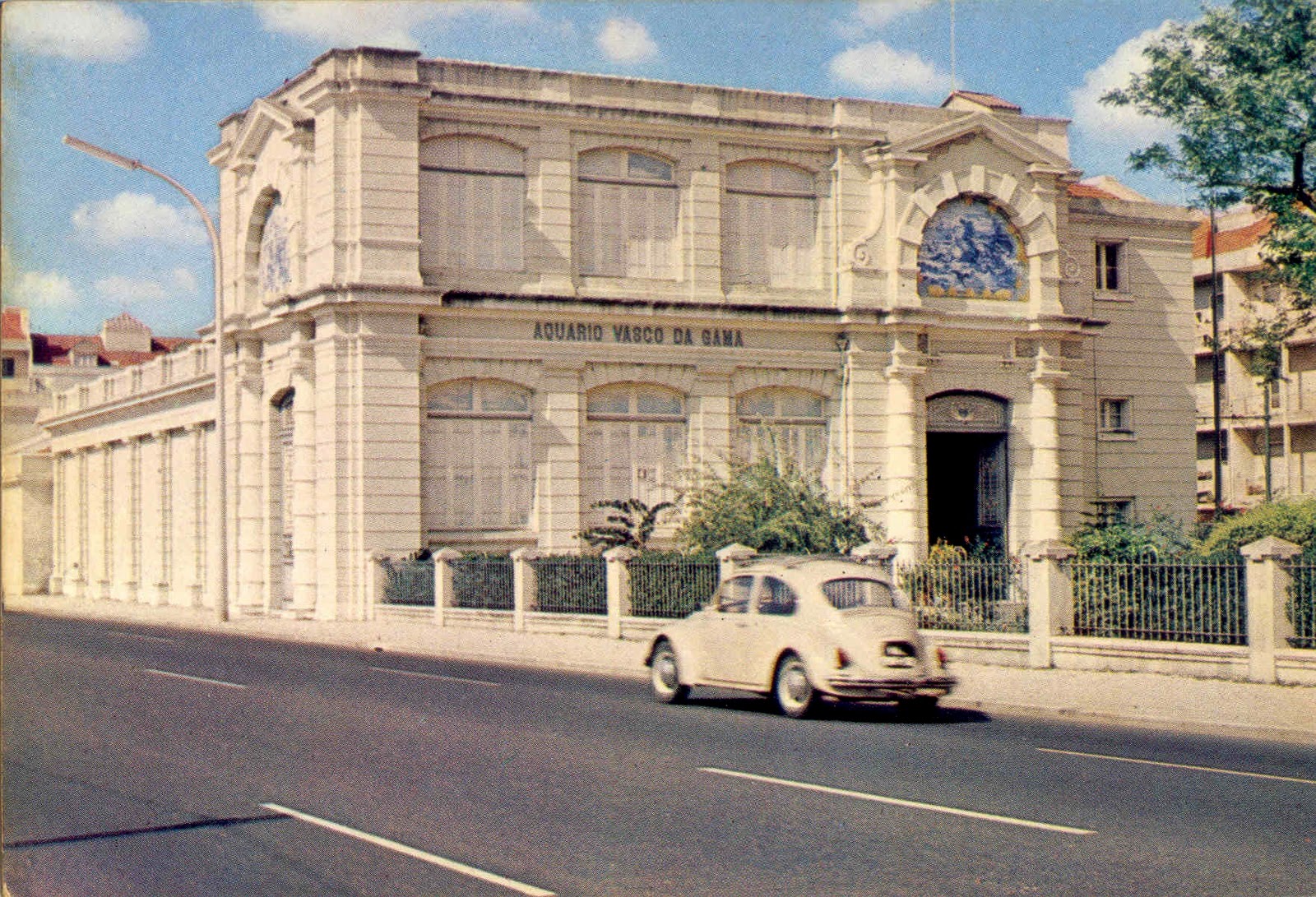 [Lisboa - Aquário Vasco da Gama (p).jpg]