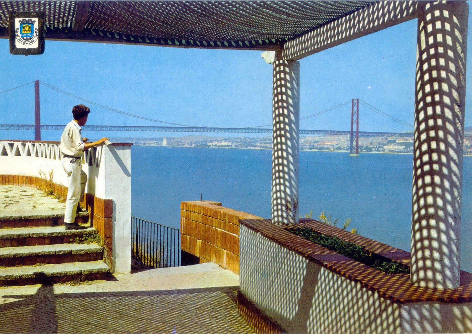 [Almada+-+Miradouro+da+Boca+de+Vento+(p).jpg]