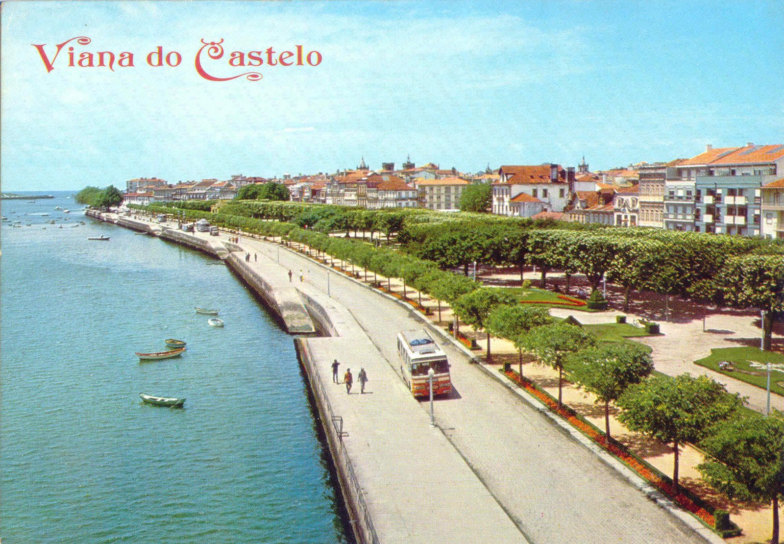 [Viana+do+Castelo+-+Avenida+Marginal+(p).jpg]