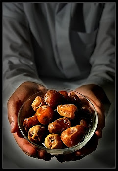 ~ Break fast with dates ~