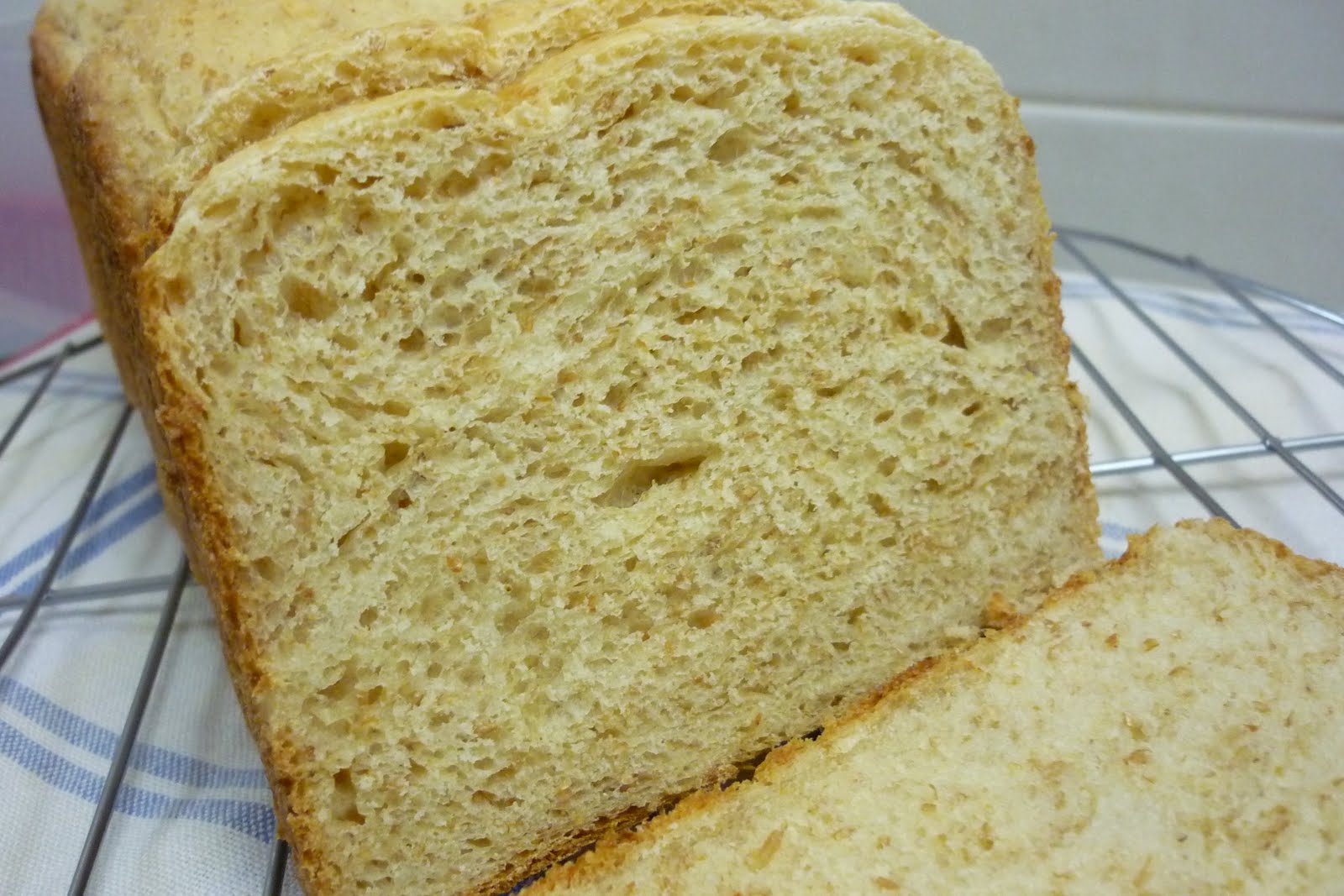 kitchen flavours Wheat Germ Raisin Bread