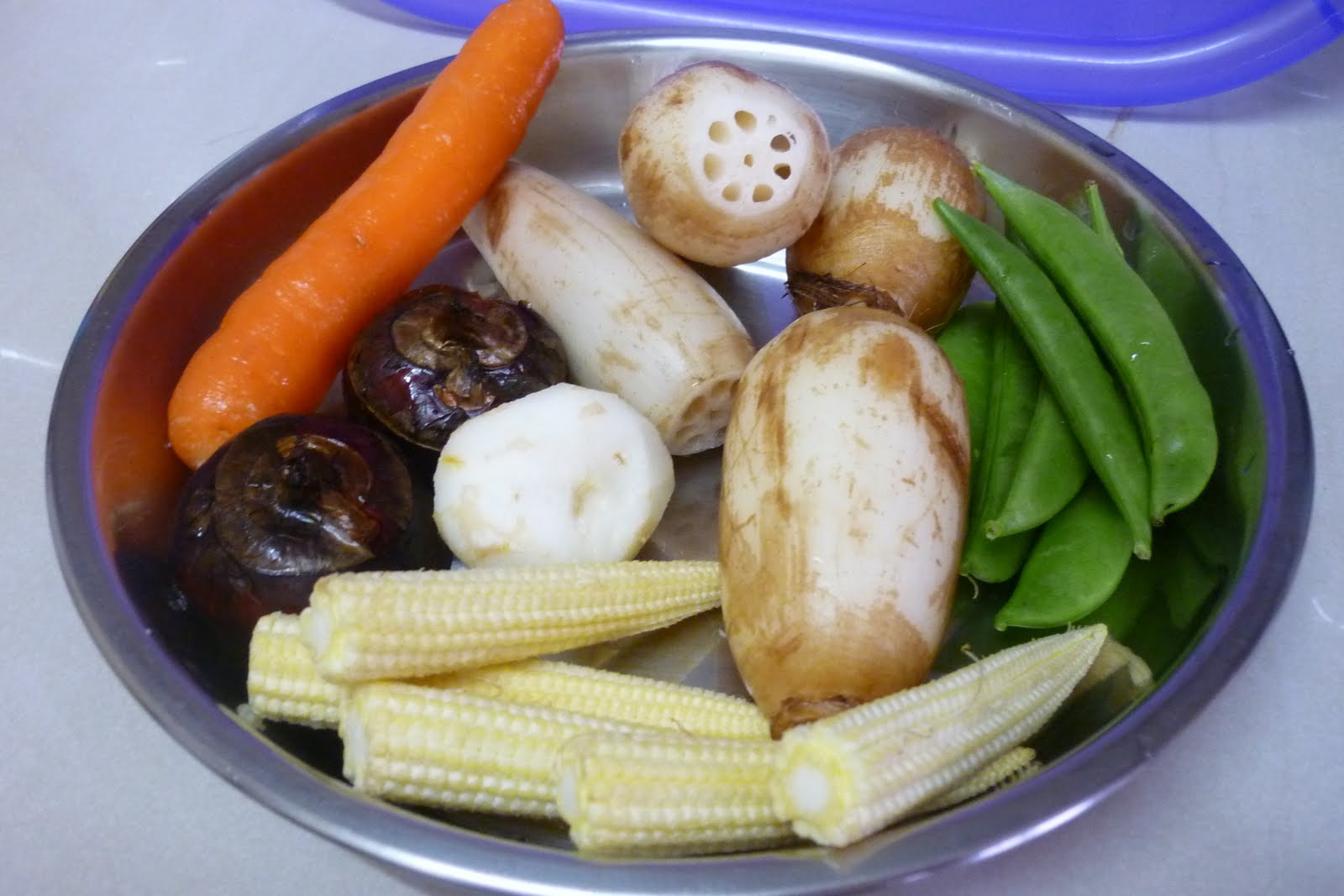kitchen flavours StirFry Lotus Root with Water Chestnut and Sweet Peas