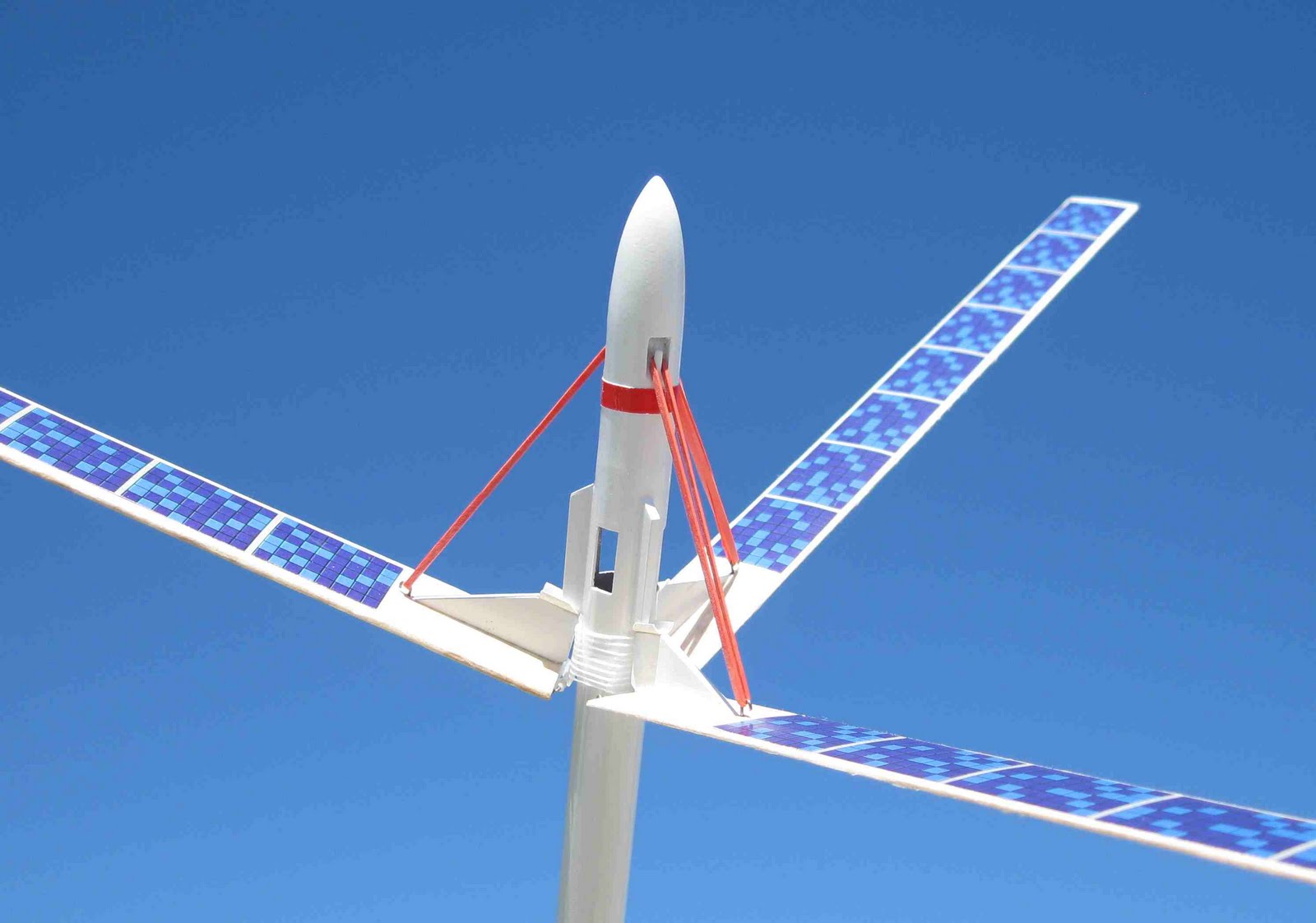 Model Rocket Building Apogee Heliroc Part 20 Finished!