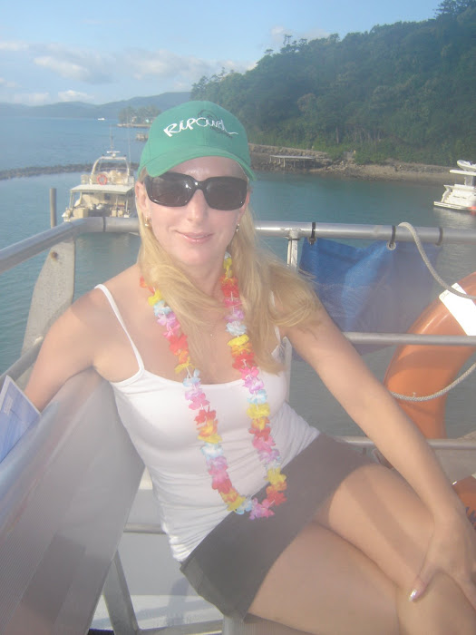 This is me on my honeymoon March 07. I'm 2.5kg lighter now.