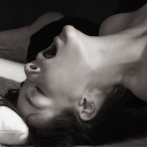 [female-orgasm1.jpg]