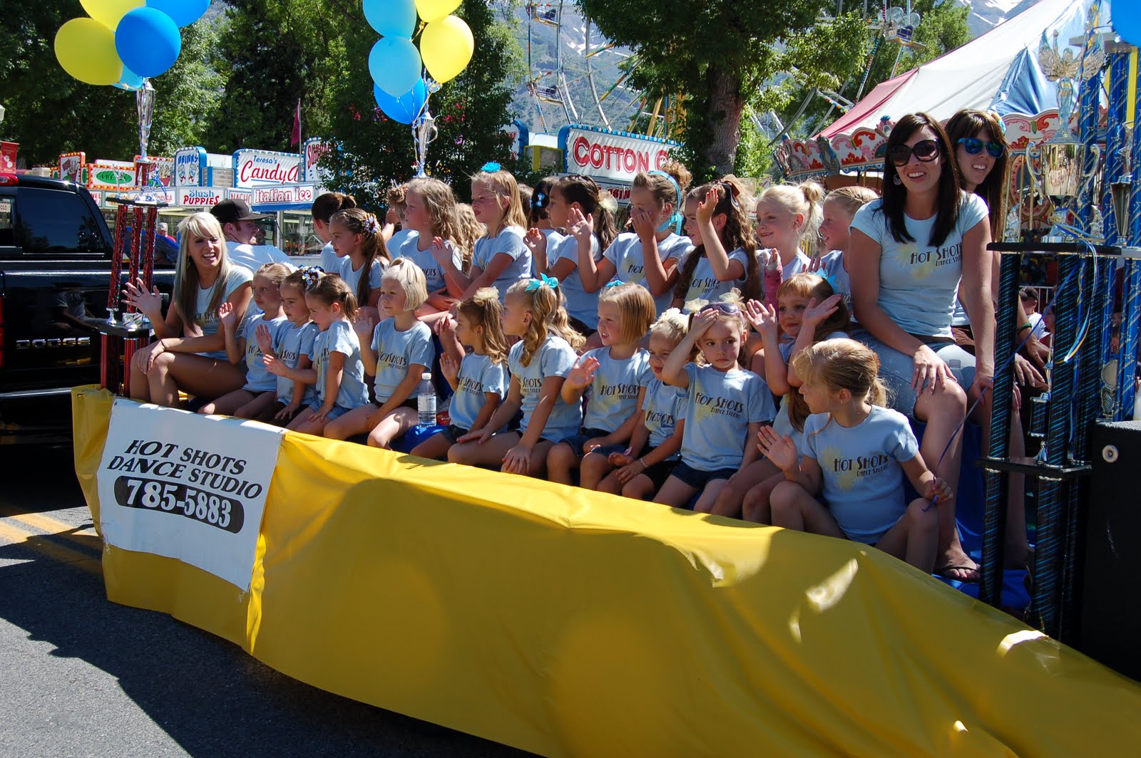 The Seegy’s Strawberry Days Parade
