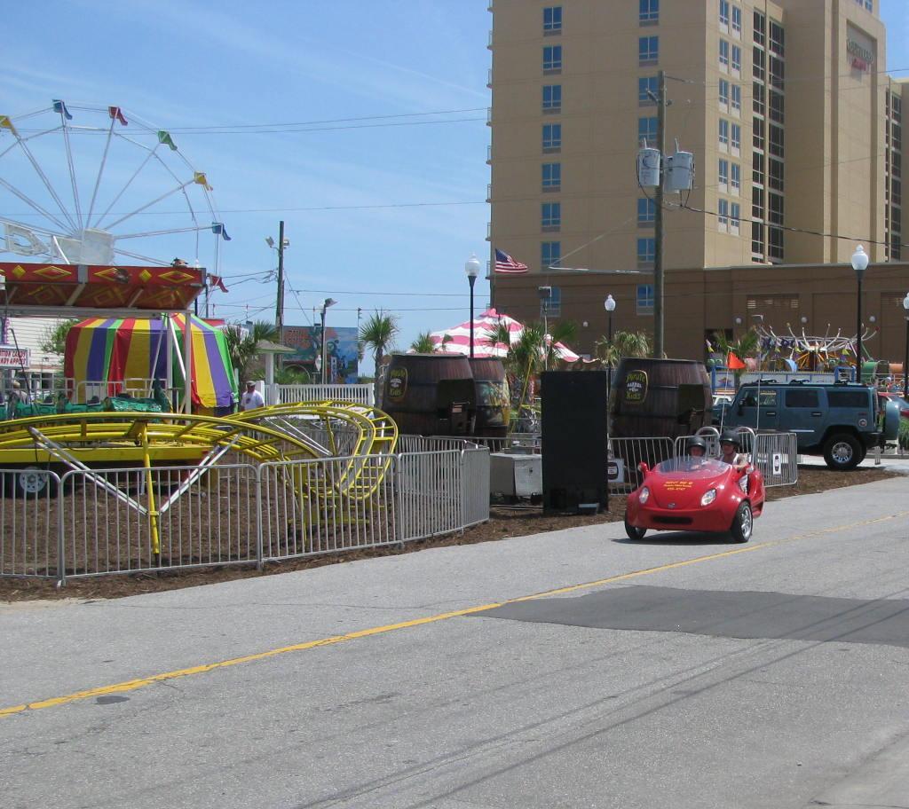 to the BEACH YOU DON't NEED A CAR IN CAROLINA BEACH
