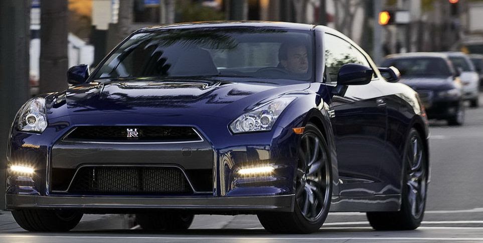 Nissan gt r 2012