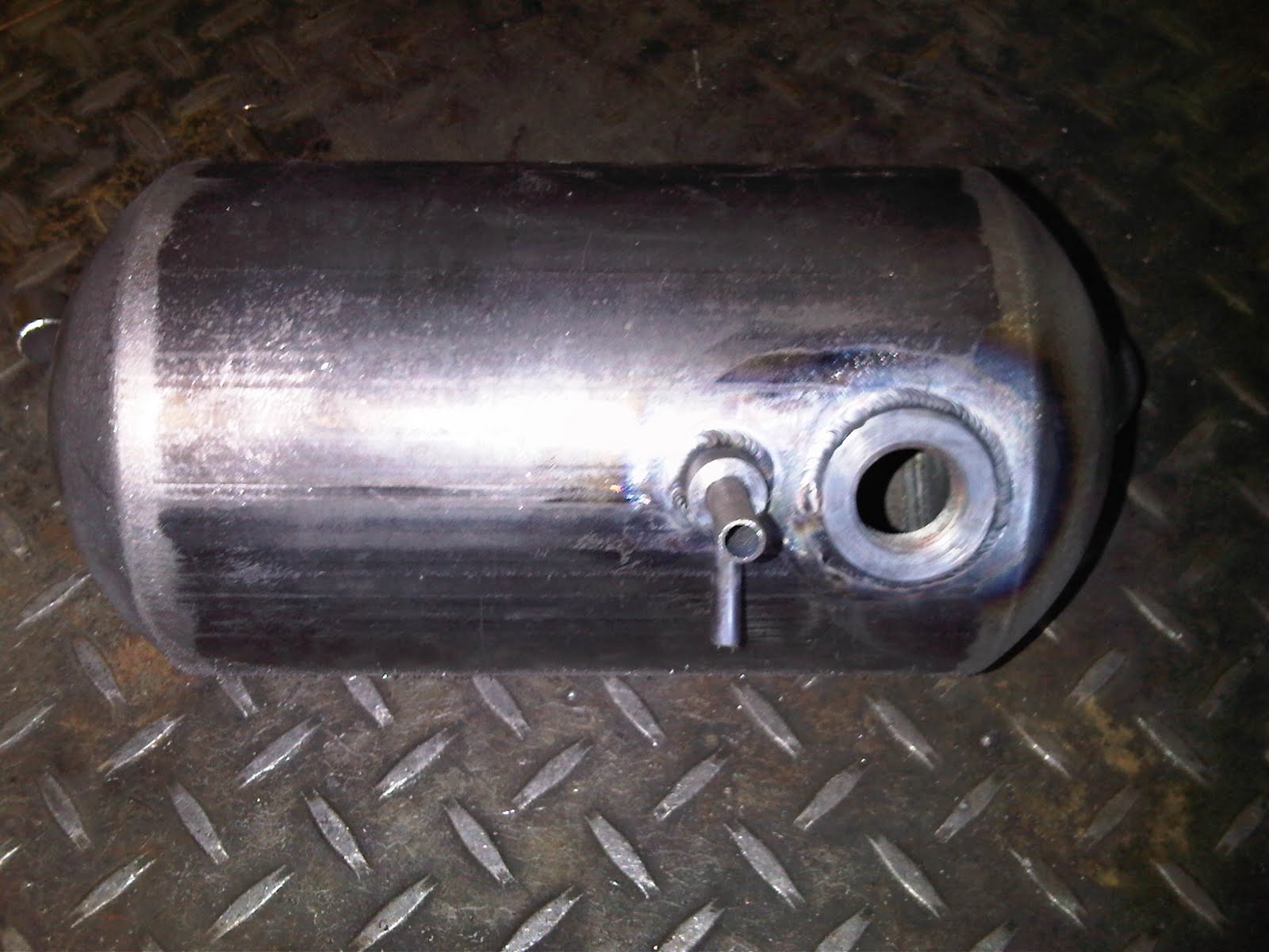 Elswick Cycles Triumph oil tanks