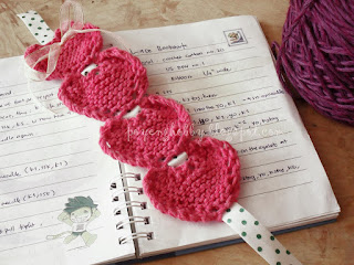 Lace Cable Bookmark :: Lace Cable Bookmark knitting pattern