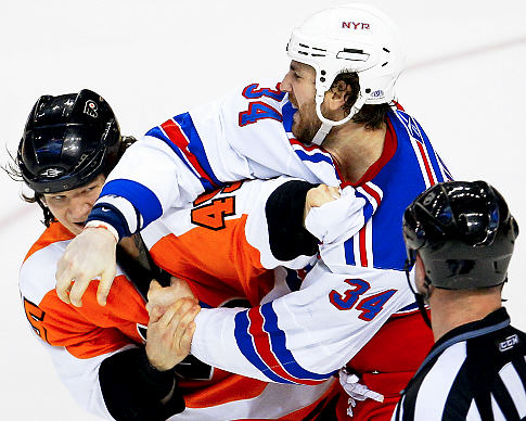 [alg_rangers_flyers_fight.jpg]