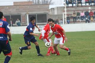 Un jugador de Independiente de San José fue suspendido por seis fechas