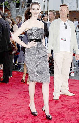 [anne-hathaway-get-smart-10.jpg]