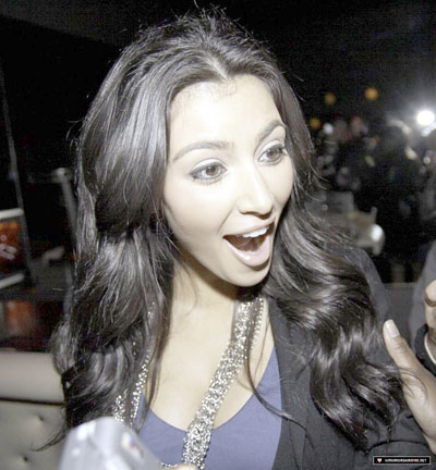 [kim+kardashian+trailer.jpg]