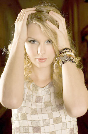 [taylor+swift+3.jpg]